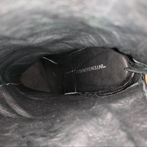 LF Rose Embroidered Boots - Picture 7 of 7